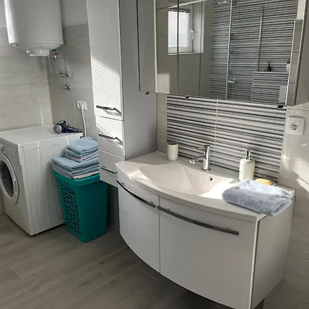 Apartament - Stajnko *