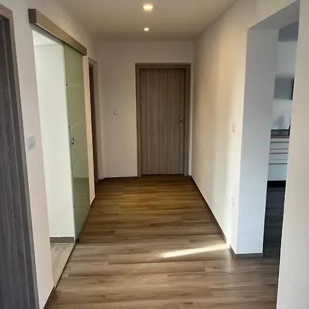 House In The Village - Stajnko Apartment