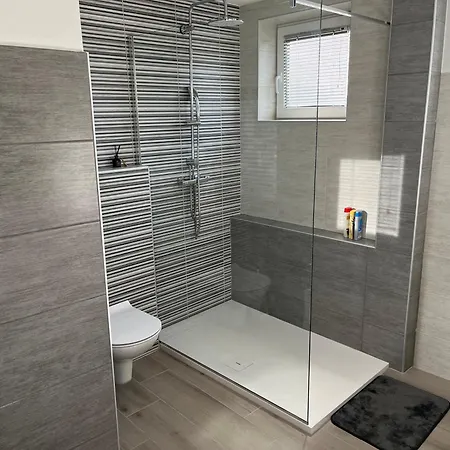 - Stajnko Apartament *